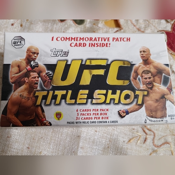 COPY - 2011 Topps UFC Tirle Shot trading cards USED - Picture 1 of 7